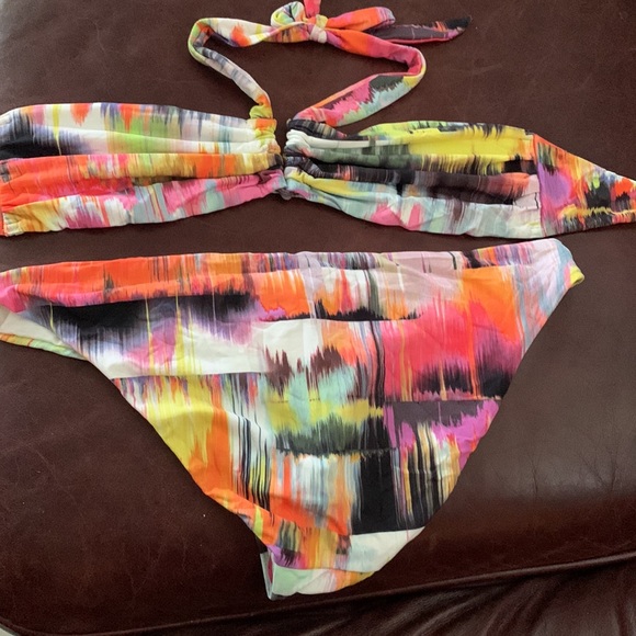 New Beautiful Chio di Stefania D Bikini - Picture 9 of 15